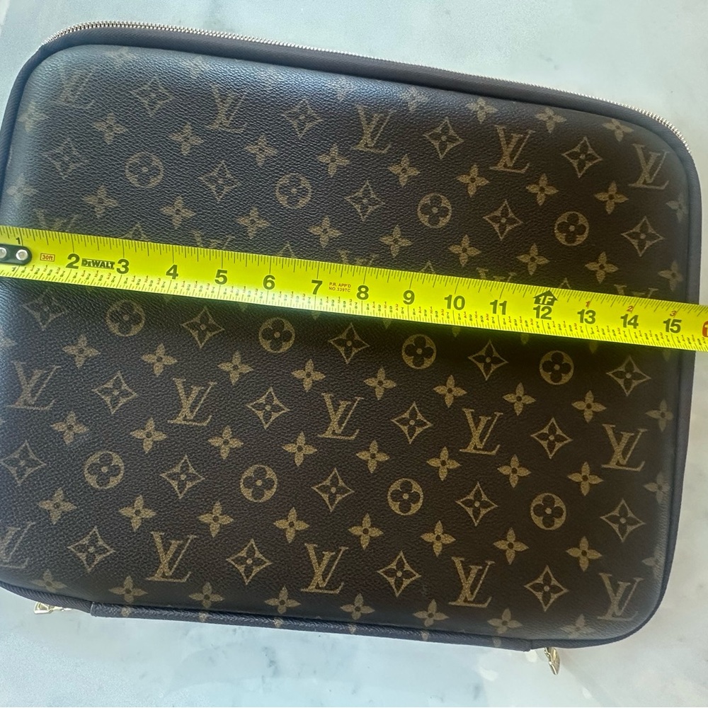 Louis Vuitton Brown and Gold Laptop Bag - Picture 9 of 10
